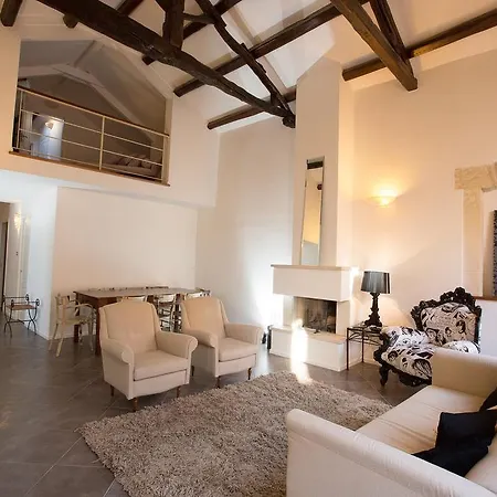 Luxury Barcelona Apartment Cagliari