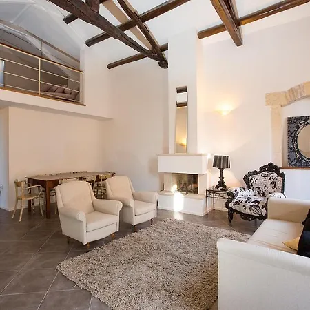 Luxury Barcelona Cagliari
